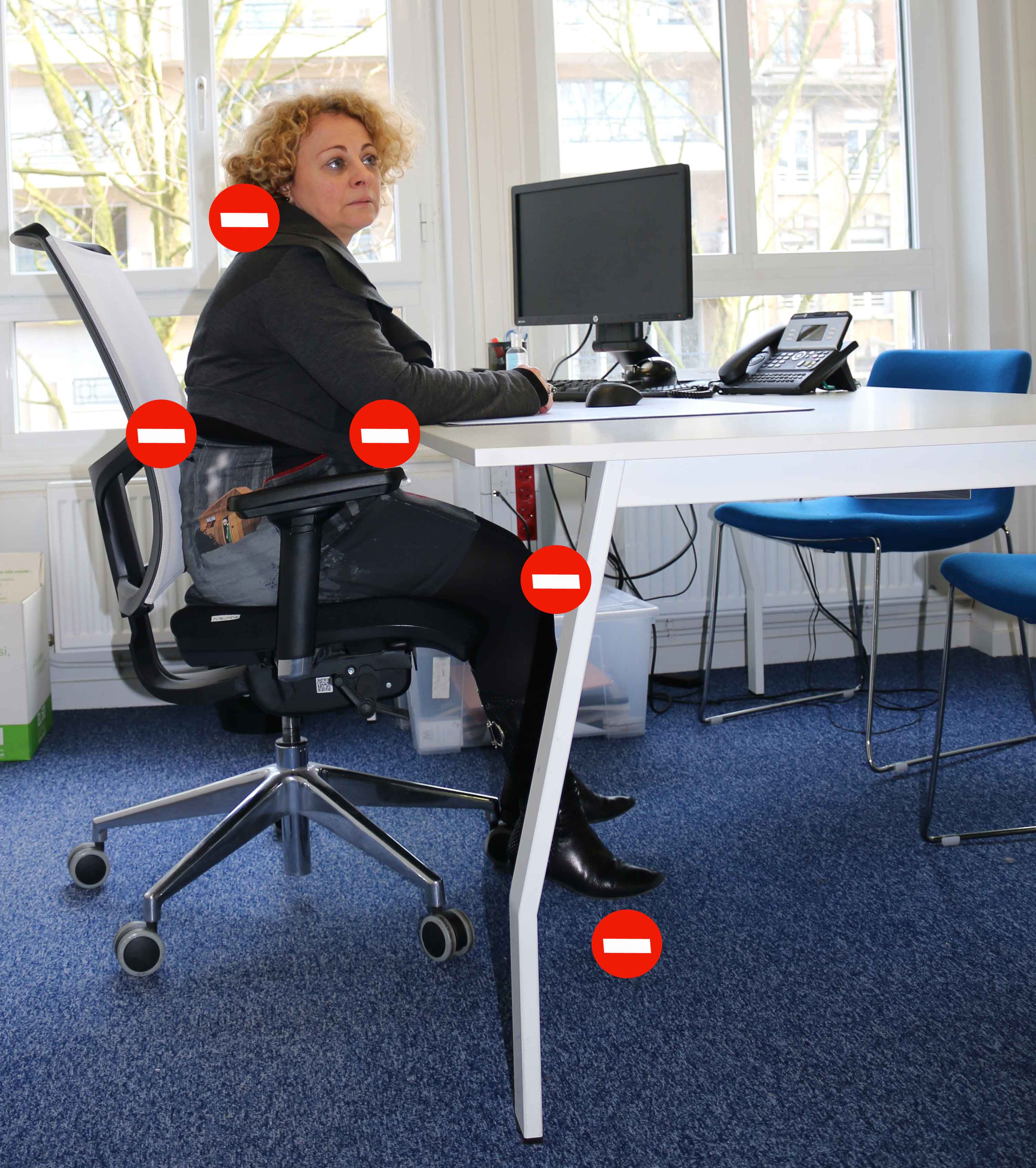 mauvaise-posture-bureau-ergonomie