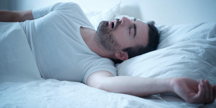 Ronflements : comment dormir en évitant les nuisances sonores ?