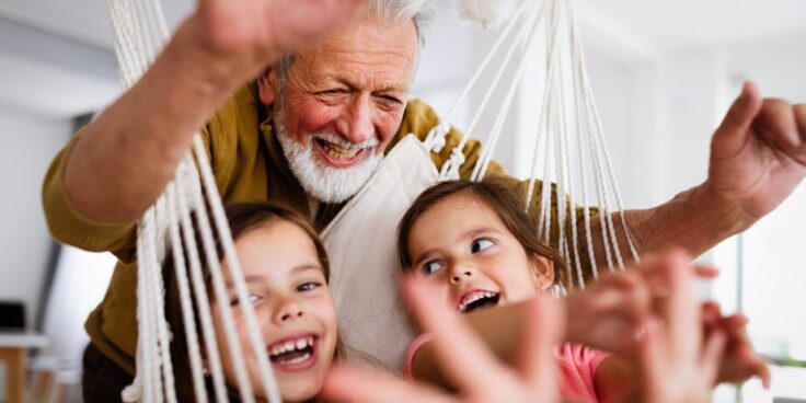 Rester autonome après 65 ans : 5 habitudes simples qui font vraiment la différence